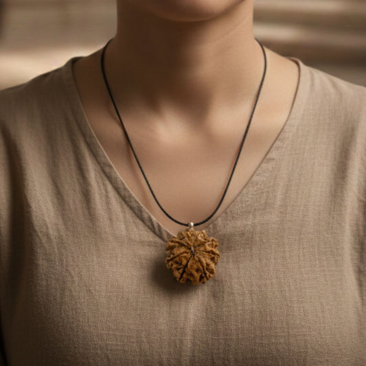 8 Mukhi Rudraksha (25mm) – Original Aath Mukhi for Obstacle Removal, Wisdom & Success