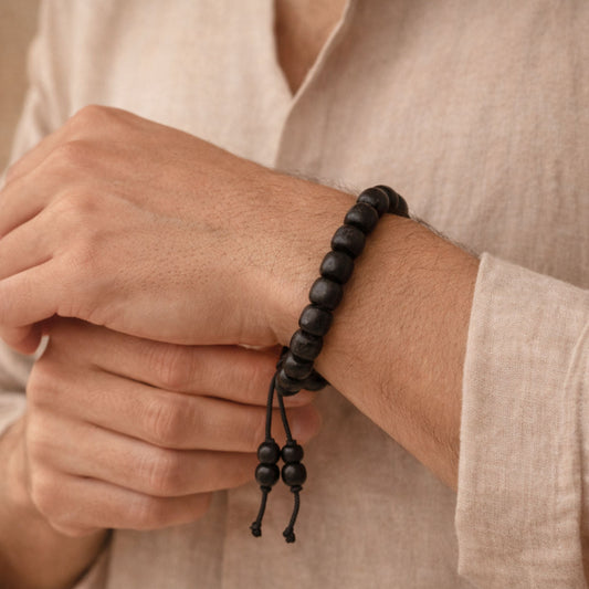 Karungali Bracelet with Knot – Powerful Protection, Healing & Energy Balance